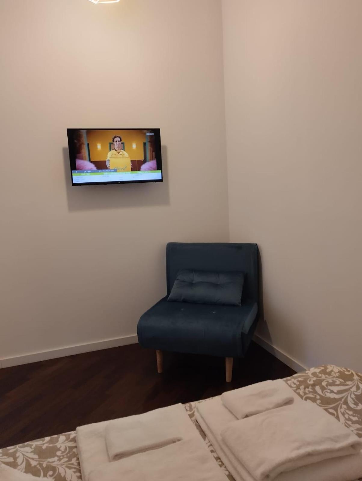 Residence E Appartamenti Cavallerizza Neapol Exteriér fotografie