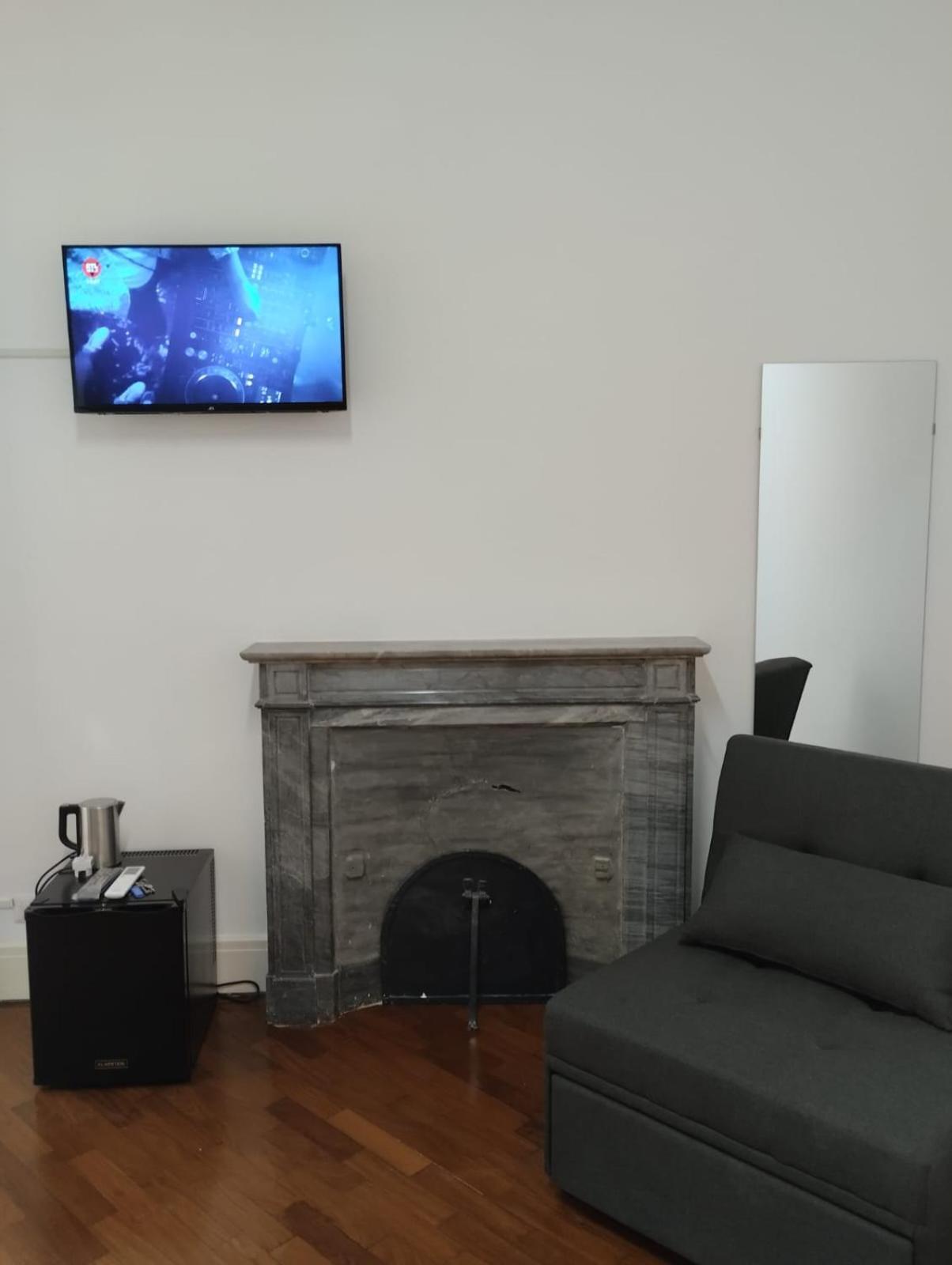 Residence E Appartamenti Cavallerizza Neapol Exteriér fotografie