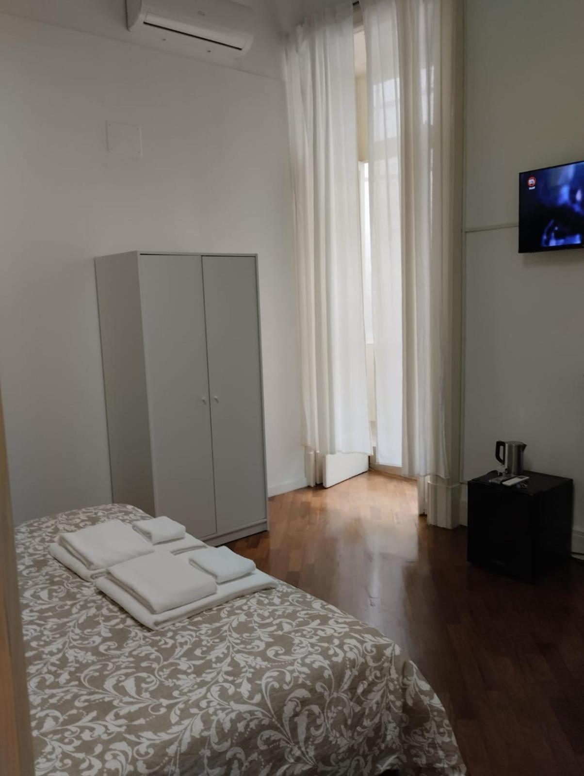 Residence E Appartamenti Cavallerizza Neapol Exteriér fotografie