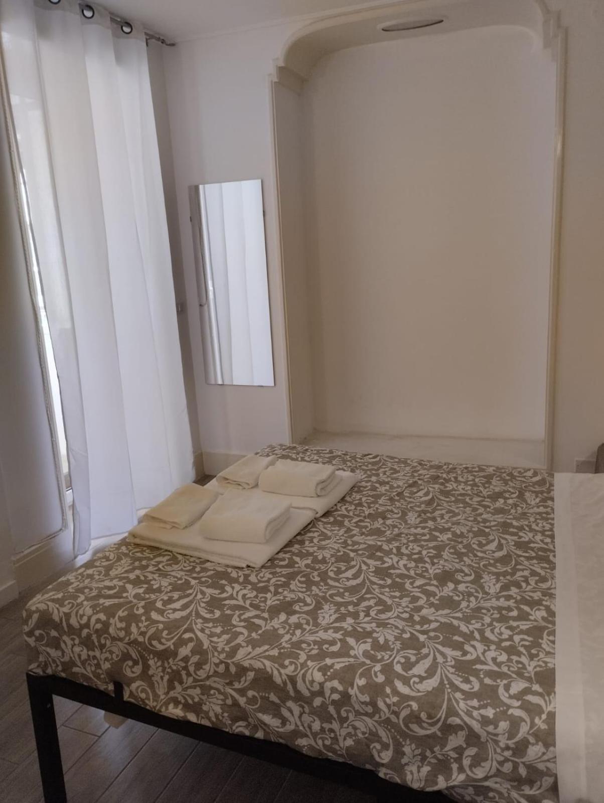 Residence E Appartamenti Cavallerizza Neapol Exteriér fotografie