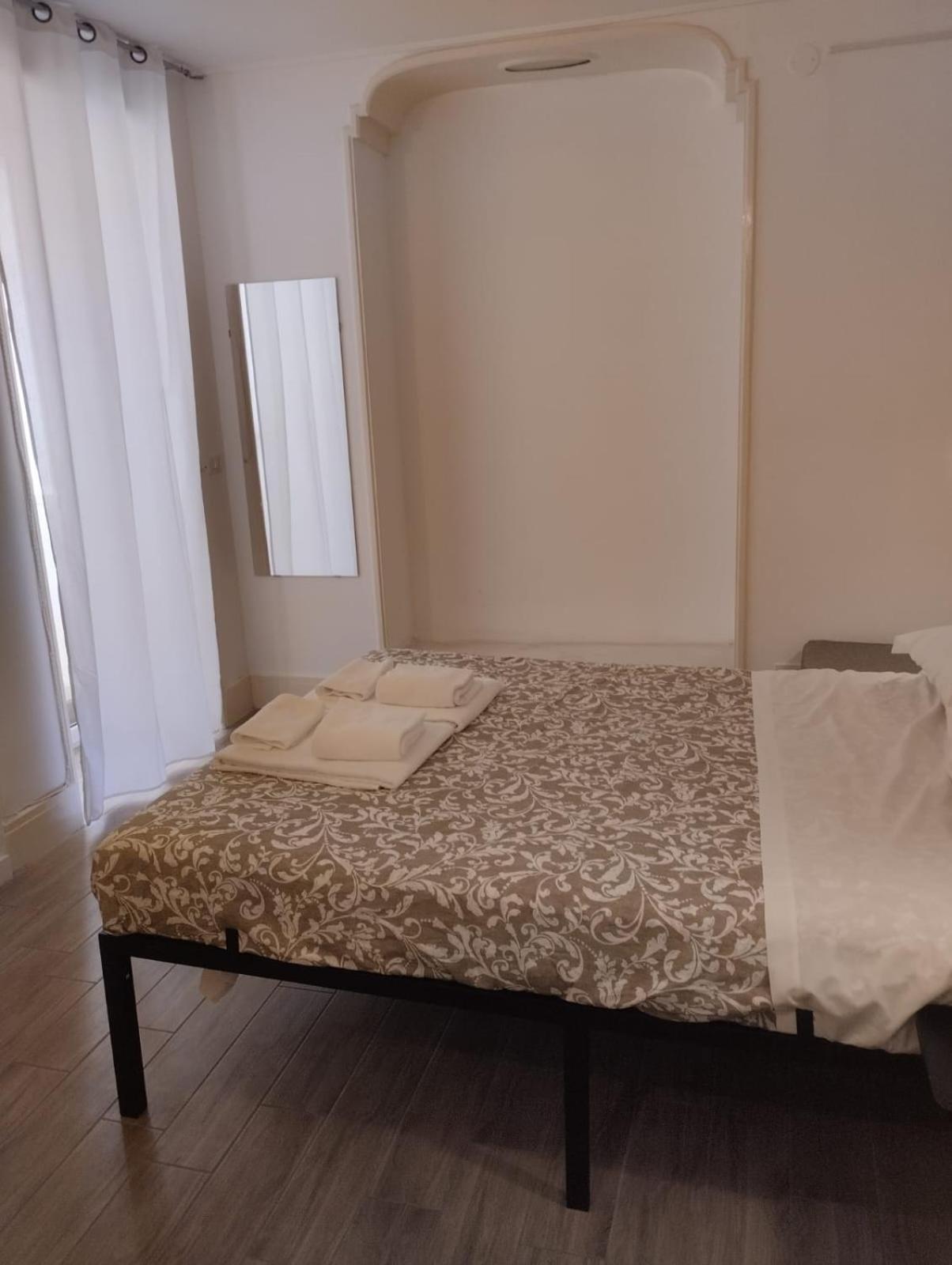 Residence E Appartamenti Cavallerizza Neapol Exteriér fotografie